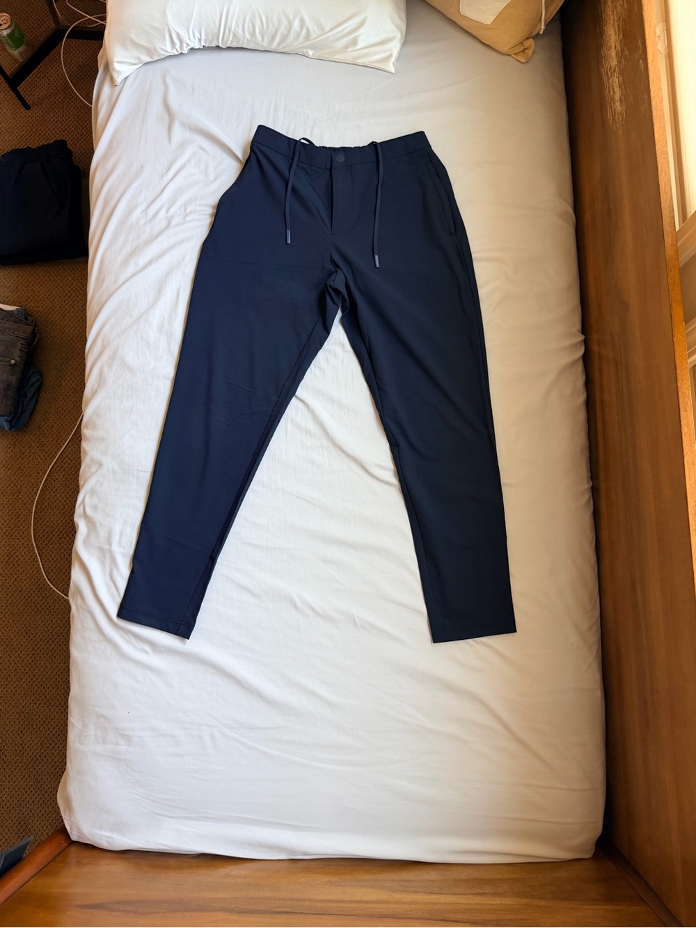 lululemon athletica Men's Navy Slim Performance Joggers